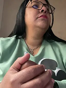 Carameloswing1 online show from January 8, 2026, 1:06 pm