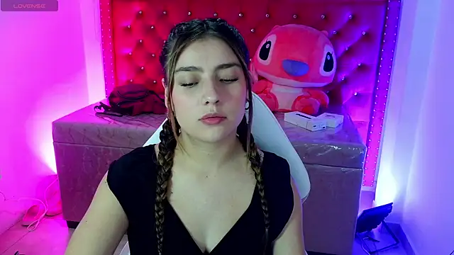 Diamond juliana online show from May 26, 2026, 3:15 am