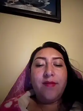 Snapshot of Valeria_montana_ chatting on July 11, 2026, 2:45 am Valeria montana online show from July 11, 2026, 2:45 am