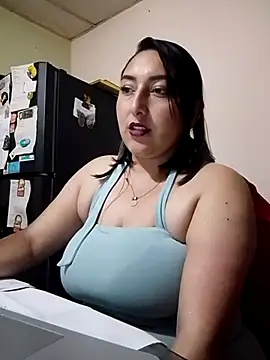 Valeria montana  online show from March 10, 2026, 11:31 pm