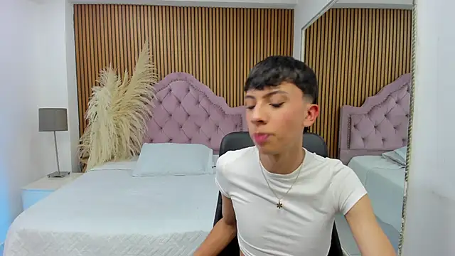 Jamess Carterr  online show from January 16, 2026, 5:22 am