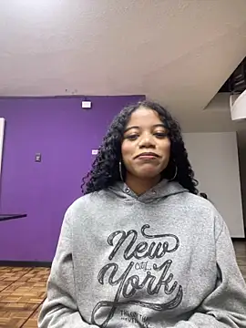 arianna roxe online show from February 20, 2026, 5:26 am