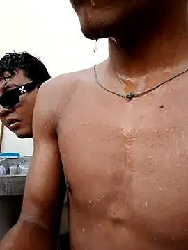 MTAnguiano online show from December 3, 2025, 12:01 am