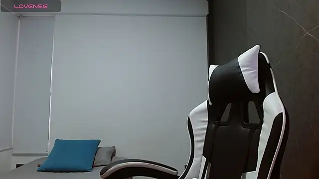 candy rosemaryy online show from January 8, 2026, 12:00 pm