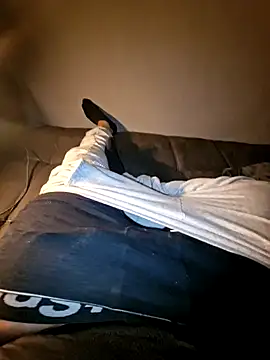 AnonymGerman1 online show from December 2, 2025, 11:50 pm