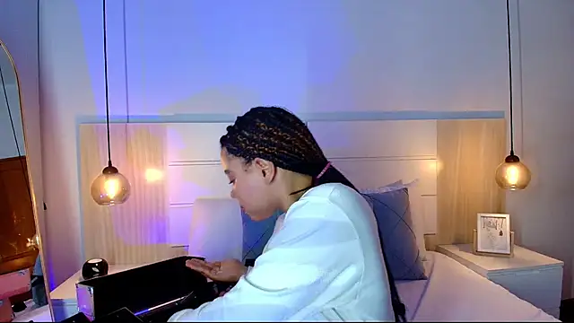 tamara walter online show from December 20, 2025, 2:53 pm