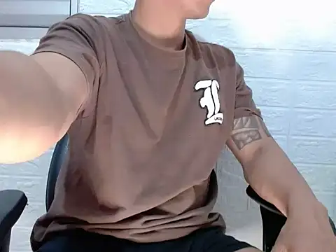 Snapshot of Victorvon9 chatting on January 10, 2026, 1:56 am Victorvon9 online show from January 10, 2026, 1:56 am