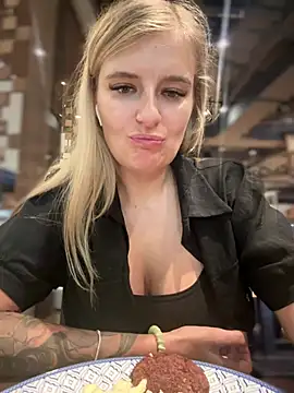 Betsy online show from January 6, 2025, 9:19 am