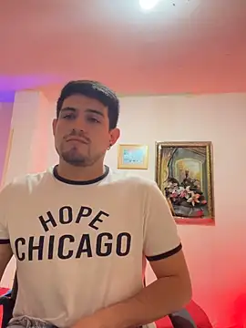 Snapshot of williamsmiiths16 chatting on January 19, 2026, 4:00 pm williamsmiiths16 online show from January 19, 2026, 4:00 pm