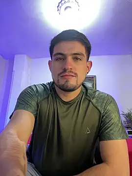 Snapshot of williamsmiiths16 chatting on February 11, 2026, 3:06 am williamsmiiths16 online show from February 11, 2026, 3:06 am