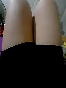 Snapshot of maian_love chatting on June 27, 2026, 7:31 pm maian love online show from June 27, 2026, 7:31 pm