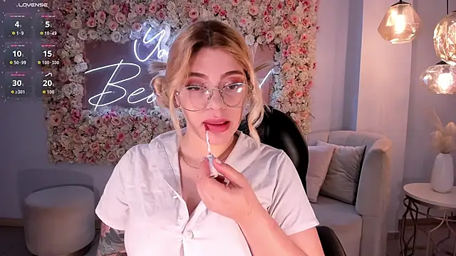 MadisonKane online show from March 11, 2026, 11:15 am