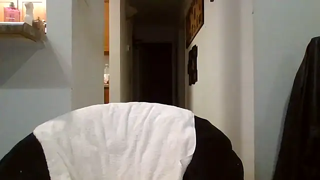 johnnymarino1010 online show from April 26, 2026, 1:41 pm