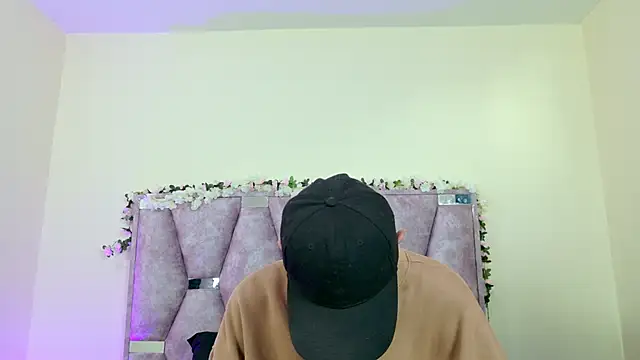 iris and damian online show from February 18, 2026, 5:20 pm