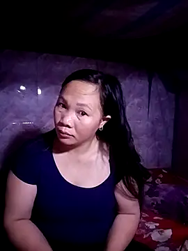 ava-dellght online show from April 14, 2026, 10:59 pm