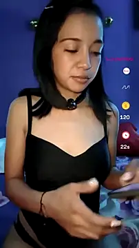 Snapshot of Honey_bun06 chatting on July 17, 2026, 5:26 am Honey bun06 online show from July 17, 2026, 5:26 am