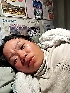 AlilaK2 online show from January 9, 2026, 10:17 pm