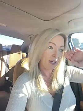 sinfulsara online show from December 16, 2025, 6:01 pm