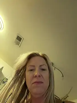 sinfulsara online show from February 20, 2026, 10:17 am