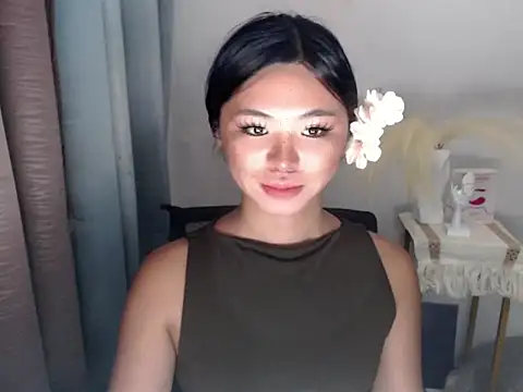 Snapshot of voganmarie chatting on May 16, 2026, 7:29 am voganmarie online show from May 16, 2026, 7:29 am