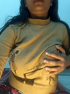 Snapshot of Hotty_Tulip chatting on March 1, 2026, 2:33 am Hotty Tulip online show from March 1, 2026, 2:33 am