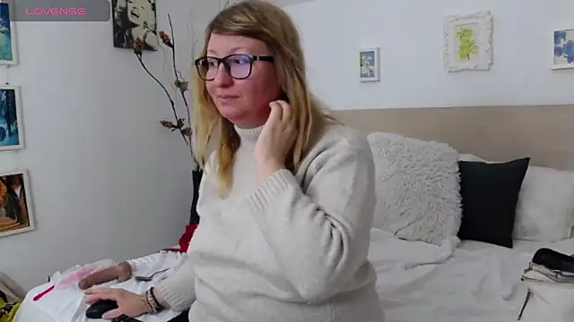 Snapshot of OlgaPavlova chatting on January 13, 2026, 10:52 am OlgaPavlova online show from January 13, 2026, 10:52 am