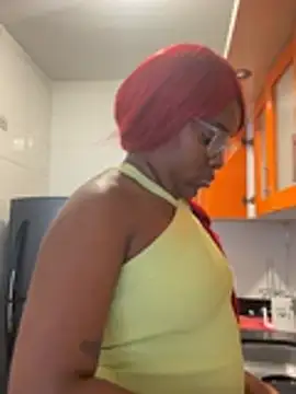 Snapshot of nathaly_evans_ chatting on July 28, 2026, 7:39 pm nathaly evans online show from July 28, 2026, 7:39 pm