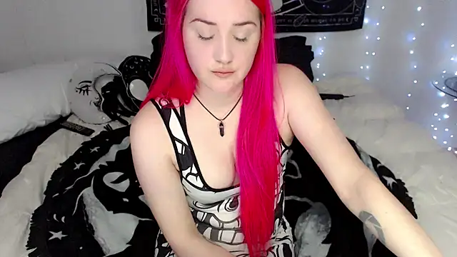 MaryMary  online show from October 5, 2025, 12:34 am