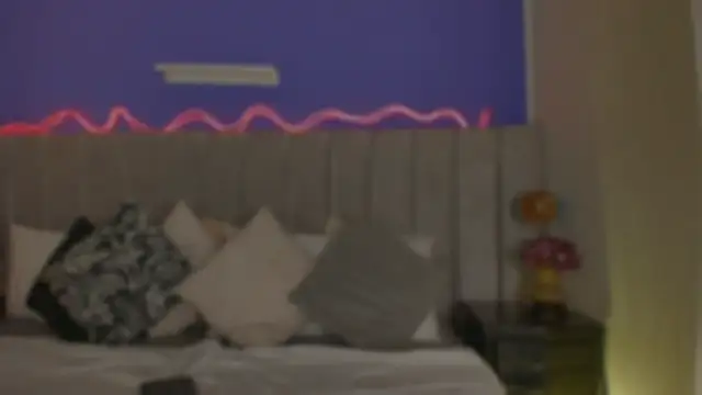 Aura sun online show from April 3, 2026, 11:38 am