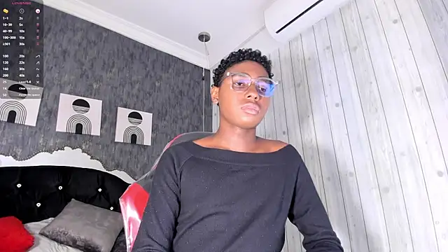 teylor lovee online show from March 27, 2026, 9:16 pm