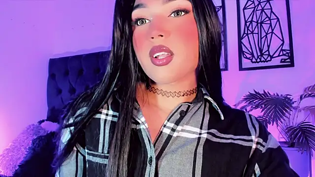 Zz hornysTS  online show from December 4, 2025, 4:17 pm