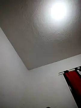 jade nevez9090 online show from December 4, 2025, 2:54 am