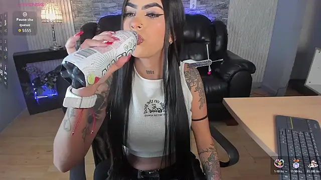  hanna miller   online show from January 10, 2026, 8:15 pm