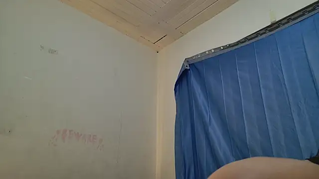 MoonLipsON- online show from June 25, 2026, 3:37 am