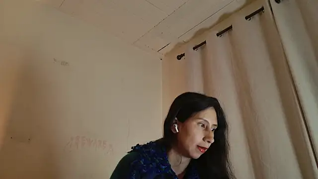 MoonLipsON- online show from July 22, 2026, 6:15 am