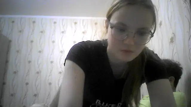 EvgeniyXAnna online show from February 10, 2026, 8:52 pm