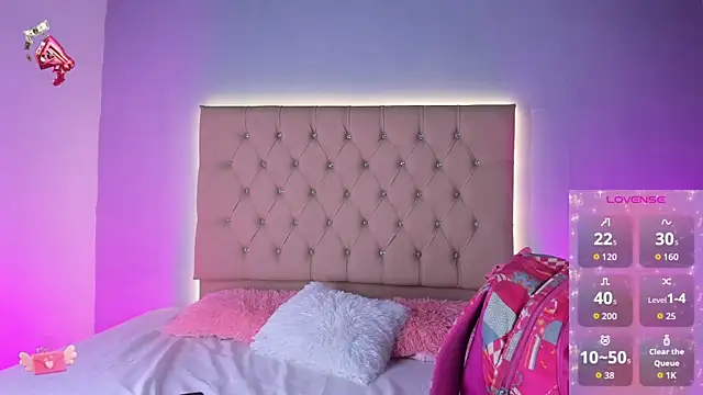 EmmaLawrence  online show from February 9, 2026, 11:30 am