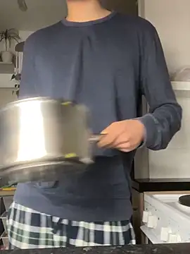 Snapshot of hungspanishtwink chatting on February 1, 2026, 10:30 pm hungspanishtwink online show from February 1, 2026, 10:30 pm