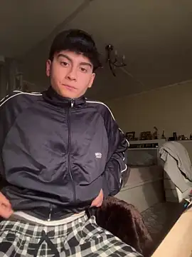 Snapshot of hungspanishtwink chatting on January 5, 2026, 7:39 pm hungspanishtwink online show from January 5, 2026, 7:39 pm