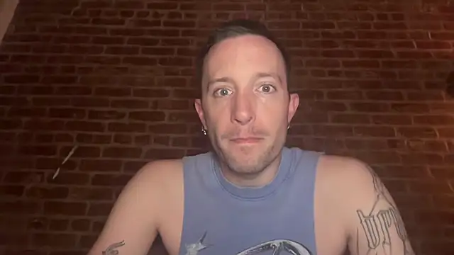 Snapshot of xanderxnyc chatting on December 4, 2025, 5:17 am xanderxnyc online show from December 4, 2025, 5:17 am