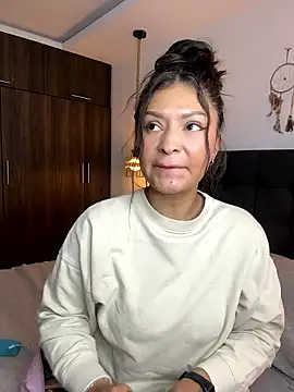 Snapshot of victoria___moon chatting on January 16, 2026, 6:45 pm victoria moon online show from January 16, 2026, 6:45 pm