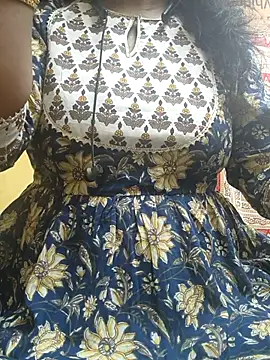 Preeti345 online show from January 14, 2026, 9:35 am