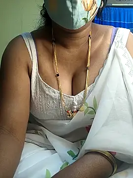 Preeti345 online show from February 13, 2026, 2:06 pm