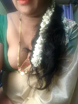 Preeti345 online show from March 25, 2026, 4:28 pm