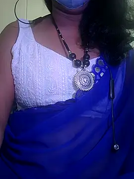 Snapshot of Preeti345 chatting on July 18, 2026, 4:26 pm Preeti345 online show from July 18, 2026, 4:26 pm