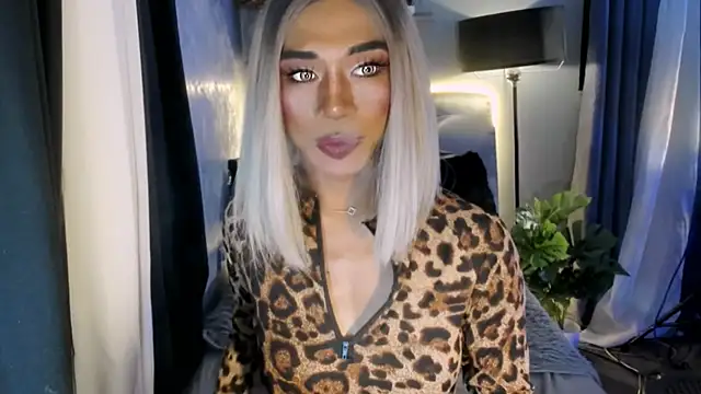 TsBlackHORSECOCKcalix online show from April 22, 2026, 6:04 pm