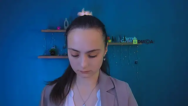 jenna elayne online show from January 12, 2026, 8:32 am