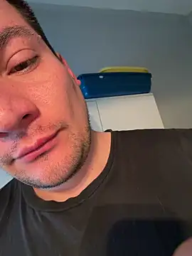 CharlyAlfa22 online show from March 28, 2026, 4:19 pm