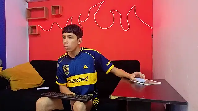 Neo Twink online show from March 13, 2026, 7:08 pm