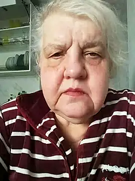 HapinessLovee online show from April 5, 2026, 6:20 am